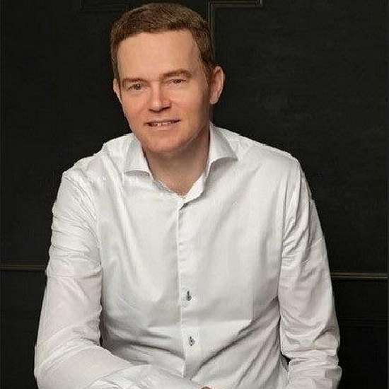 Dr. Bert Oelbrandt
